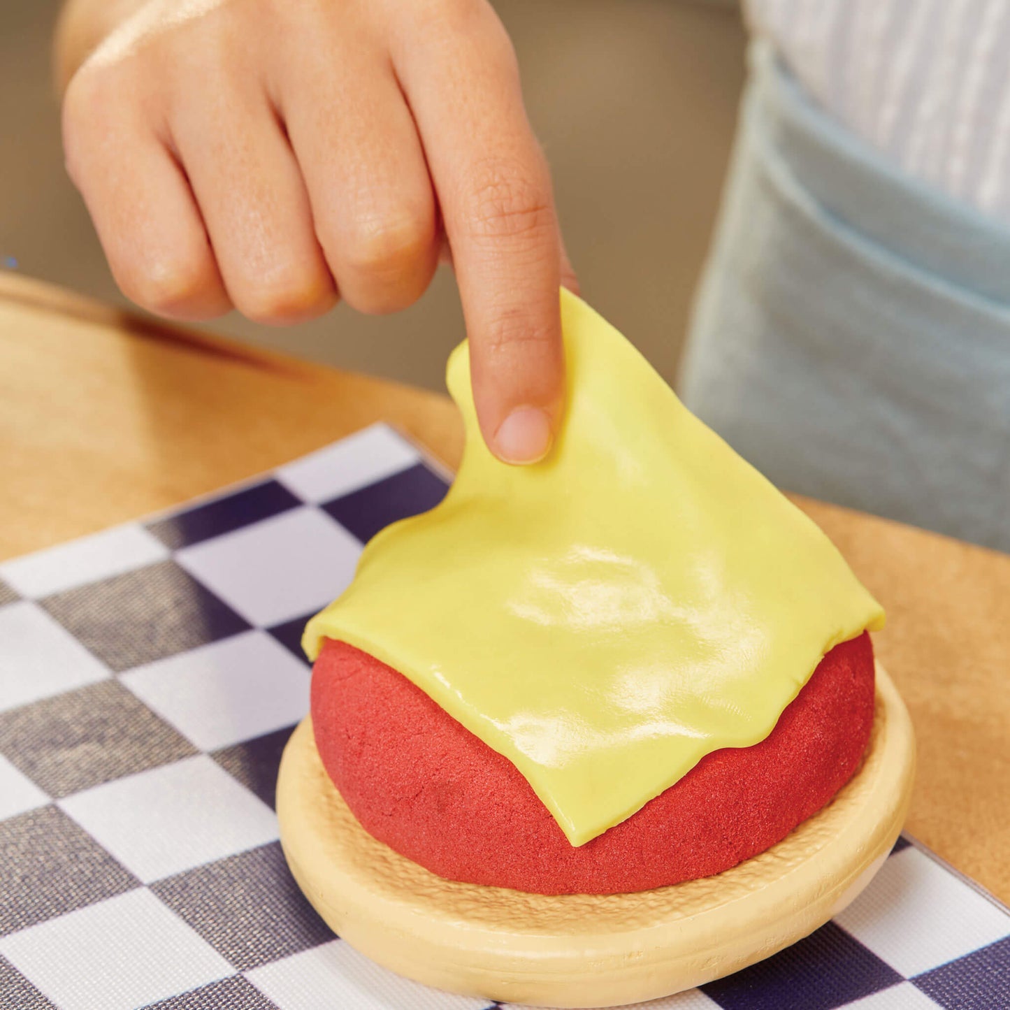 Creative Chefs  Cheeseburger and Fries Kit