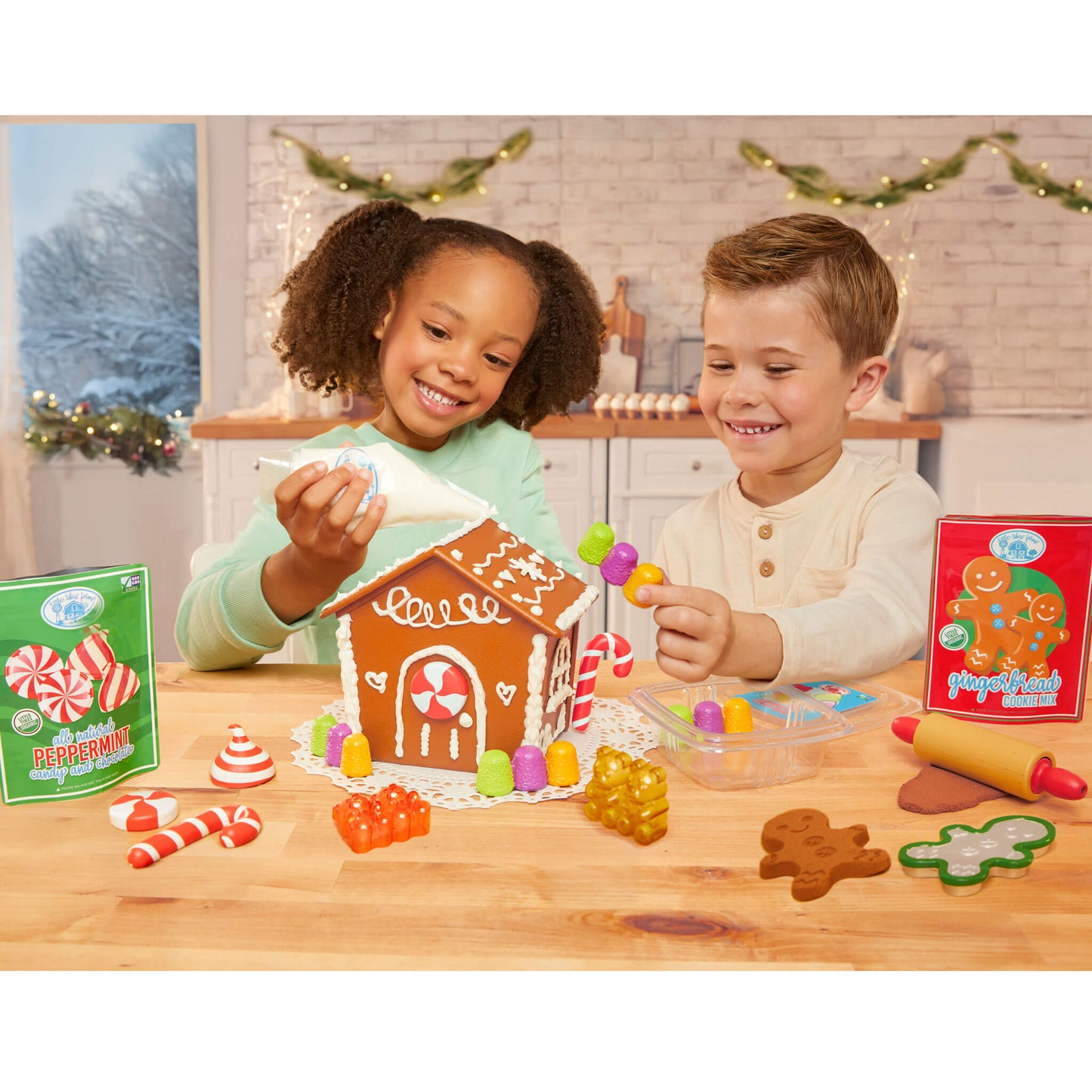 Creative Chefs  Gingerbread House Kit